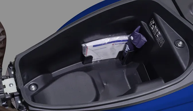 Underseat Storage (21.5L)
